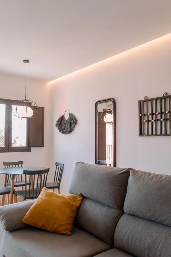 Vilasuites Trinitat Apartment